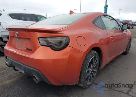 2017 Toyota 86 z USA, uszkodzony, nr VIN JF1ZNAA16H8701912